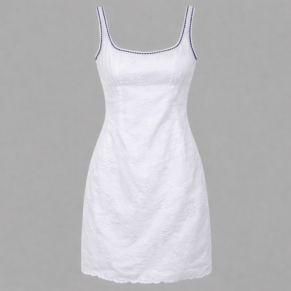 T Tahari Dresses & Skirts - Tahari White Embroidered dress Square Neck knee length Size 14